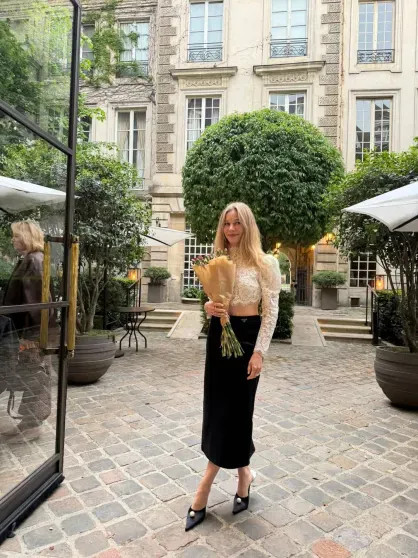 Паулина Андреева и Екатерина Варнава отпраздновали день рождения Светланы Устиновой в Париже Екатерина, Стюарт, Устинова, Андреева, УстиноваСветлана, Светлана, России, границей, актрисы, УстиноваПаулина, Паулина, Варнава, которая, является, стала, компании, отдыхает, крёстной, мужем, единственной
