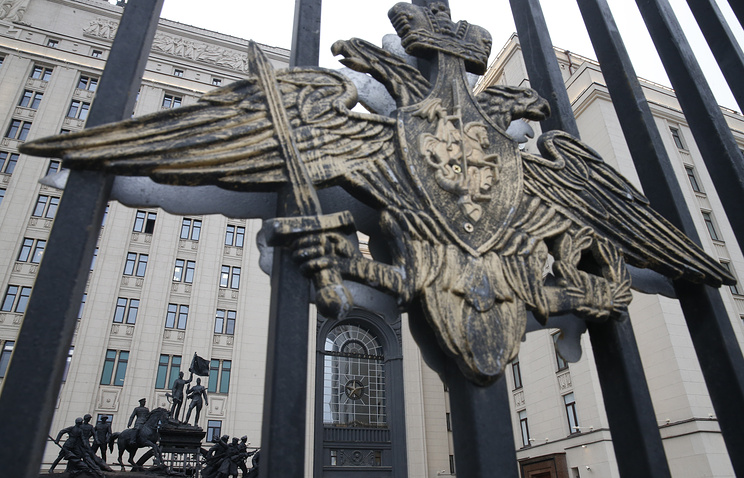 Минобороны РФ: спецназ США беспрепятственно пропускает через позиции ИГ отряды СДС