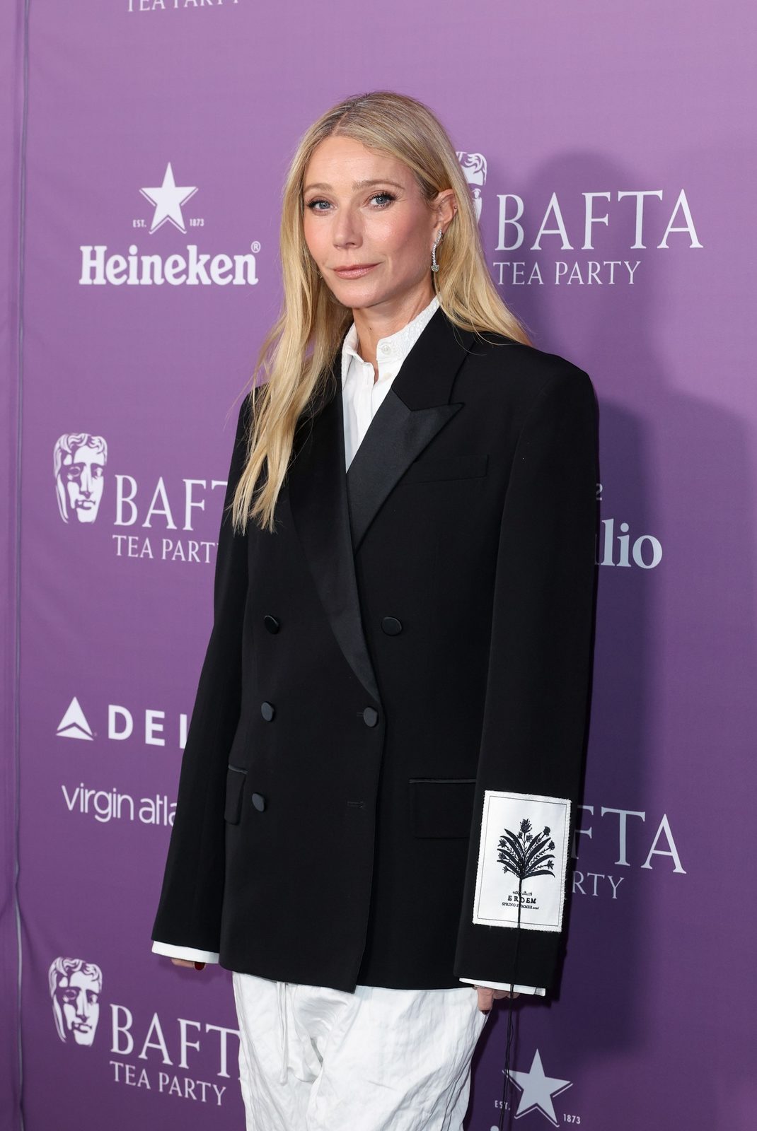  Кейт Бекинсейл, Хизер Грэм и Зои Дешанель