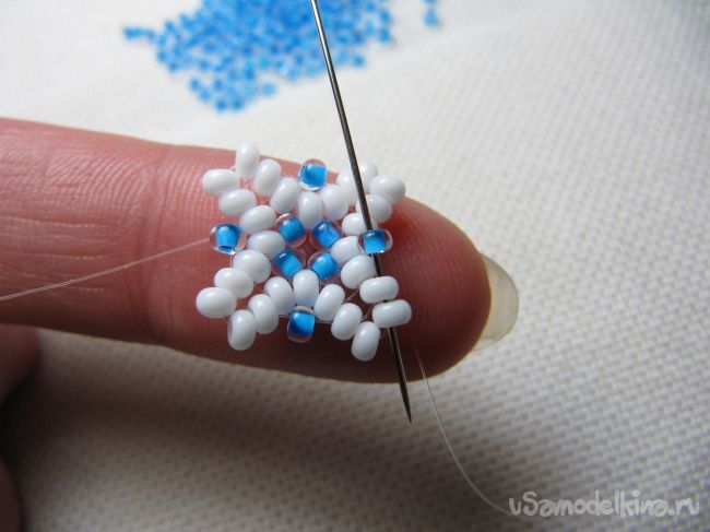 Браслет из бисера «Снежная королева» 