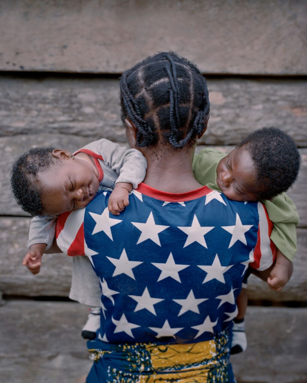 После войны: фоторепортаж из Либерии о том, Либерии, Эллиотт, население, страны, в эту, предвзятых, зрения, с точки, Либерия, должна, какой, представлений, от любых, западноафриканскую, и избавиться, место, первой, а старался, он не фотографировал
