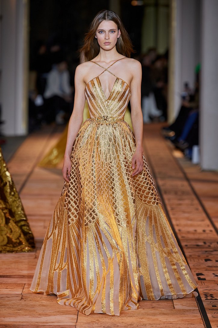 Zuhair Murad Haute Сouture весна-лето 2020 Murad, Zuhair, Вдохновение, создавая, дано Современным, постичь, которую, тайны, роскоши, богатства, атмосферу, переливалось, платьях, Изиде, сверкало, божества, древние, иероглифы, египетские, любви