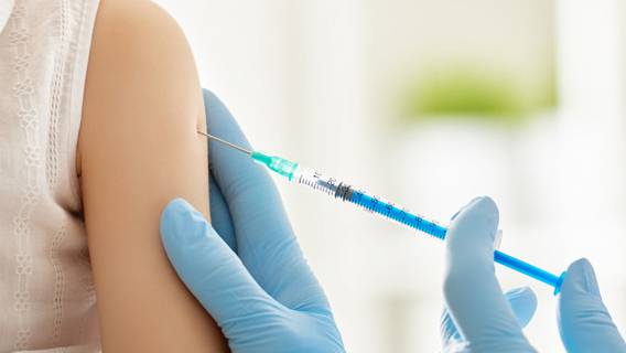 Pfizer запросила у американского регулятора выдать разрешение на применение вакцины для детей