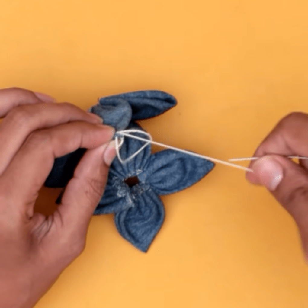 Отличные идеи повторного использования джинсов Отличные идеи повторного использования джинсов интерьер,одежда,переделки,рукоделие,своими руками,сделай сам