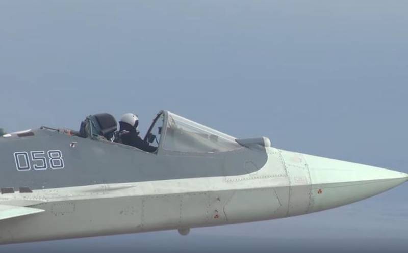 Полет с ветерком: в США оценили необычные кадры испытаний Су-57 Полет с ветерком: в США оценили необычные кадры испытаний Су-57 Новости