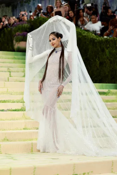 Met Gala — 2026: Кайли Дженнер, Хейли Бибер, 
