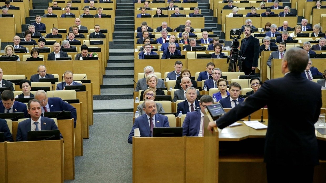 Депутатов Госдумы начнут наказывать за неисполнение обязанностей