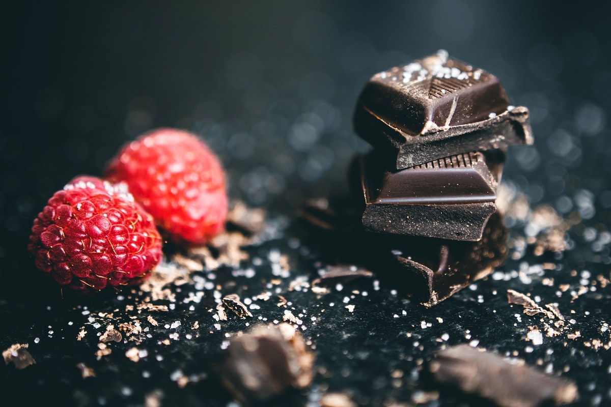 Кондитеры сокращают производство шоколада из-за подорожания какао-бобов