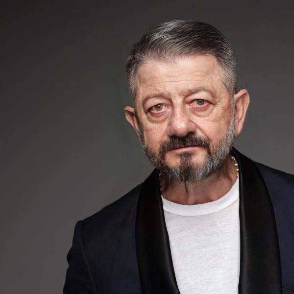 Звёзды узнали о FaceApp — и понеслось Звёзды узнали о FaceApp — и понеслось технологии