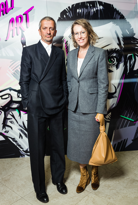 Татьяна Навка, Дмитрий и Елизавета Песковы и другие гости открытия выставки Дали в Манеже Татьяна Навка, Дмитрий и Елизавета Песковы и другие гости открытия выставки Дали в Манеже Звезды,Новости о звездах