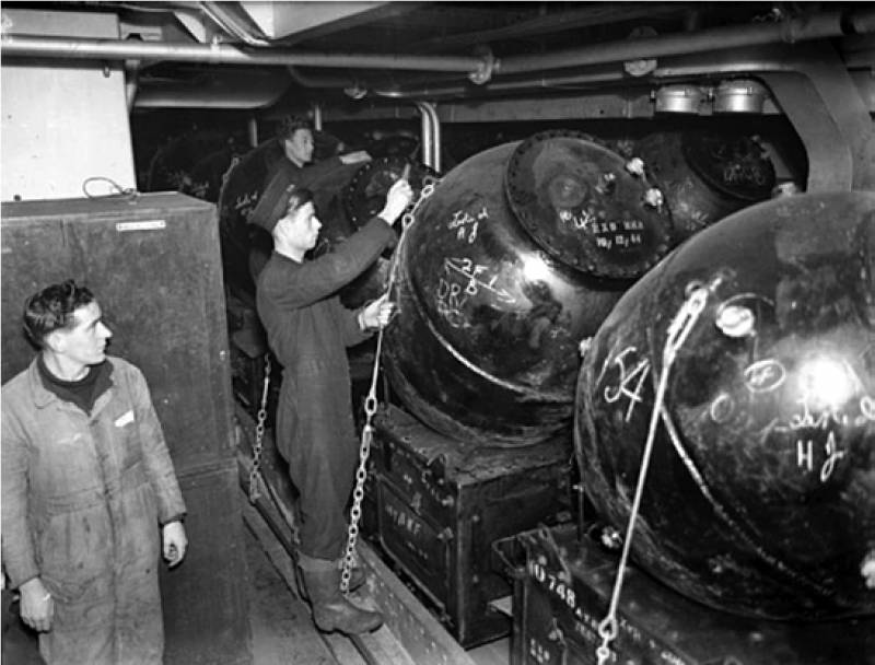 Боевые корабли. Крейсера. Вредоносные шершни Адмиралтейства Боевые корабли. Крейсера. Вредоносные шершни Адмиралтейства вмф