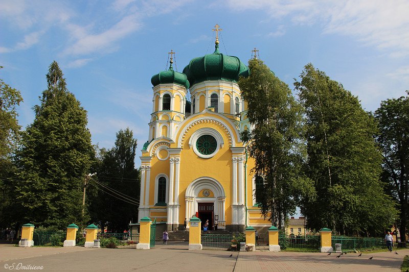 Павловский собор в гатчине фото