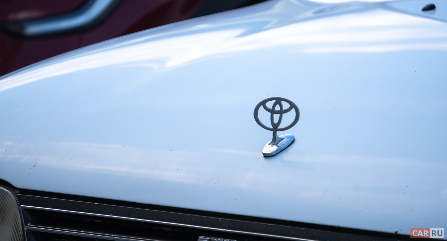 Продажи автомобилей Toyota сократились на 20% Автомобили