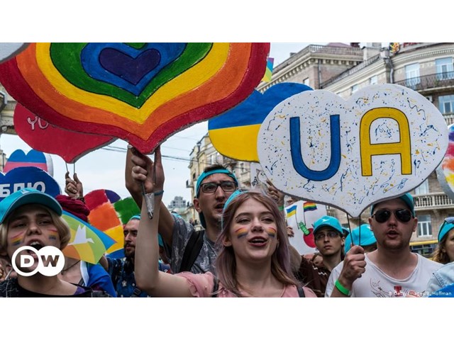 Украину превращают в экспериментальный гибрид фашистского режима и Содома Украину превращают в экспериментальный гибрид фашистского режима и Содома украина