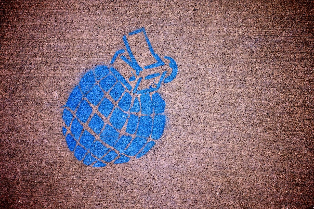 Пьяный житель Ленобласти выдернул чеку из гранаты в ходе конфликта с родственниками