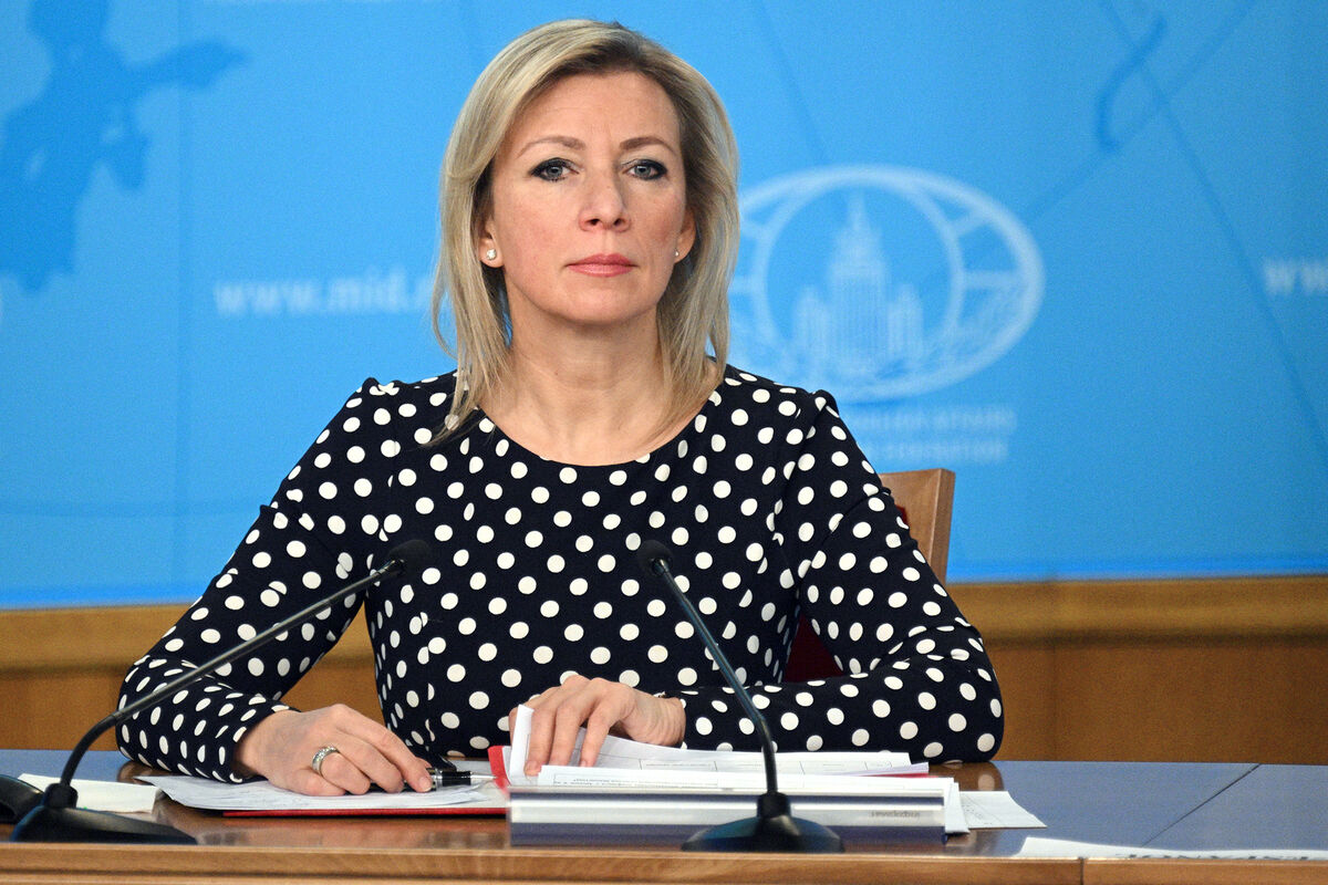 Захарова пригрозила ответом за попытки ограничить доступ судов к Калининграду