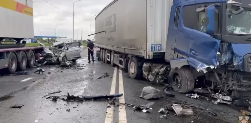 Двое пожилых новосибирцев погибли в ДТП на трассе в Омской области