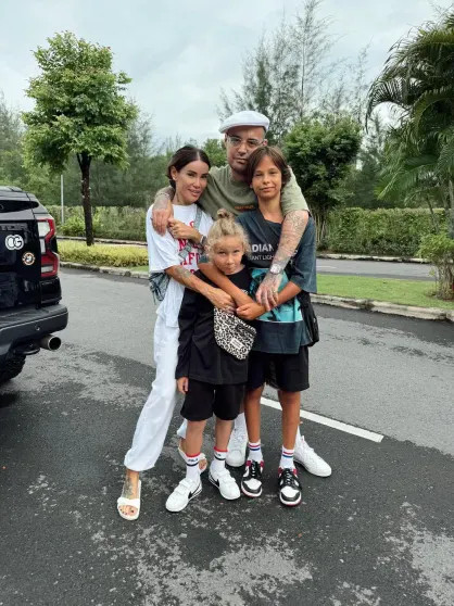 Бывшая жена Гуфа Айза Лилуна-Ай вышла замуж за бойфренда, который на 10 лет моложе неё instagram (инстаграм),социальная сеть,айза лилуна-ай,Алексей Долматов,гуфа айза лилуна-ай,г,Челябинск [1338182],Дмитрий Анохин,олег май,степан кузьменко,Челябинская обл,[1351087],Челябинский г,о,[95250634]