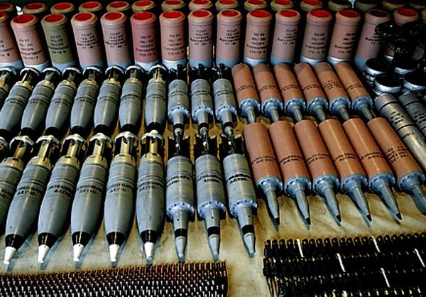 Великобритания из-за нехватки военного бюджета решила эксплуатировать старые боеприпасы