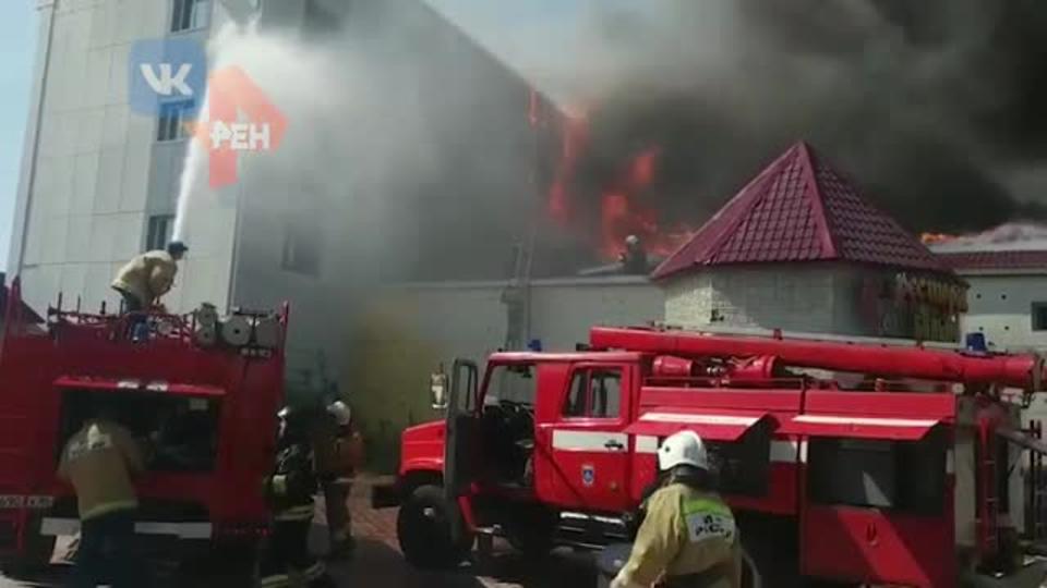 Названа причина пожара на площади 2,4 тысячи кв. метров в ХМАО