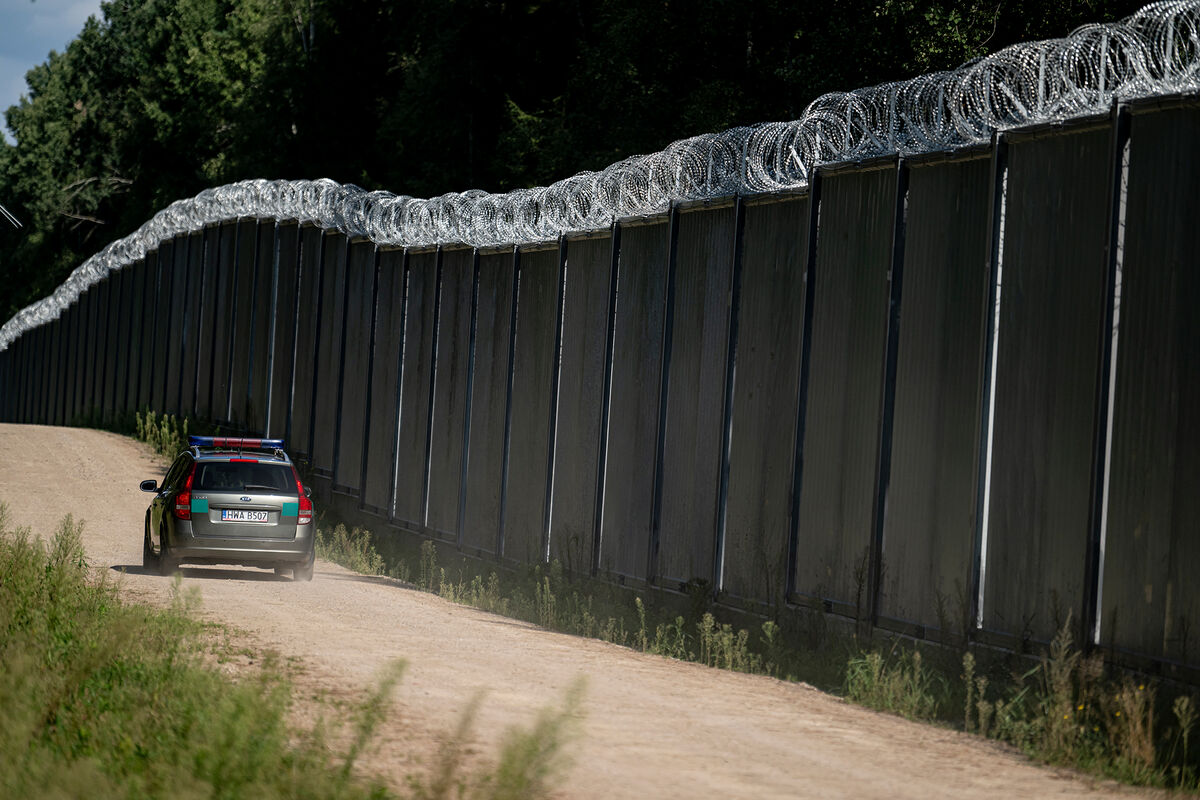 Офицер Дмитриев: к издевательствам над мигрантами причастен ряд ведомств Польши