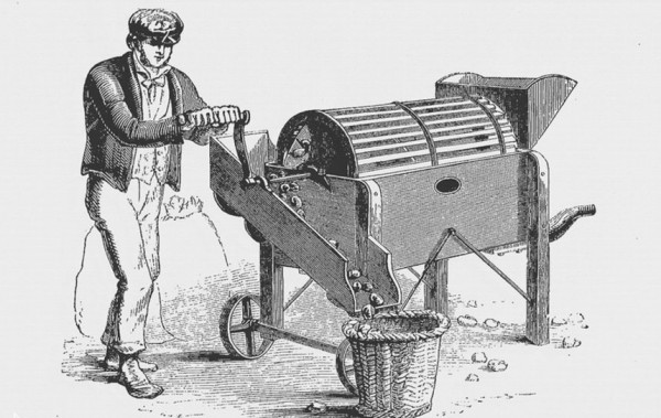 28 марта 1797года в США запатентована первая стиральная машина