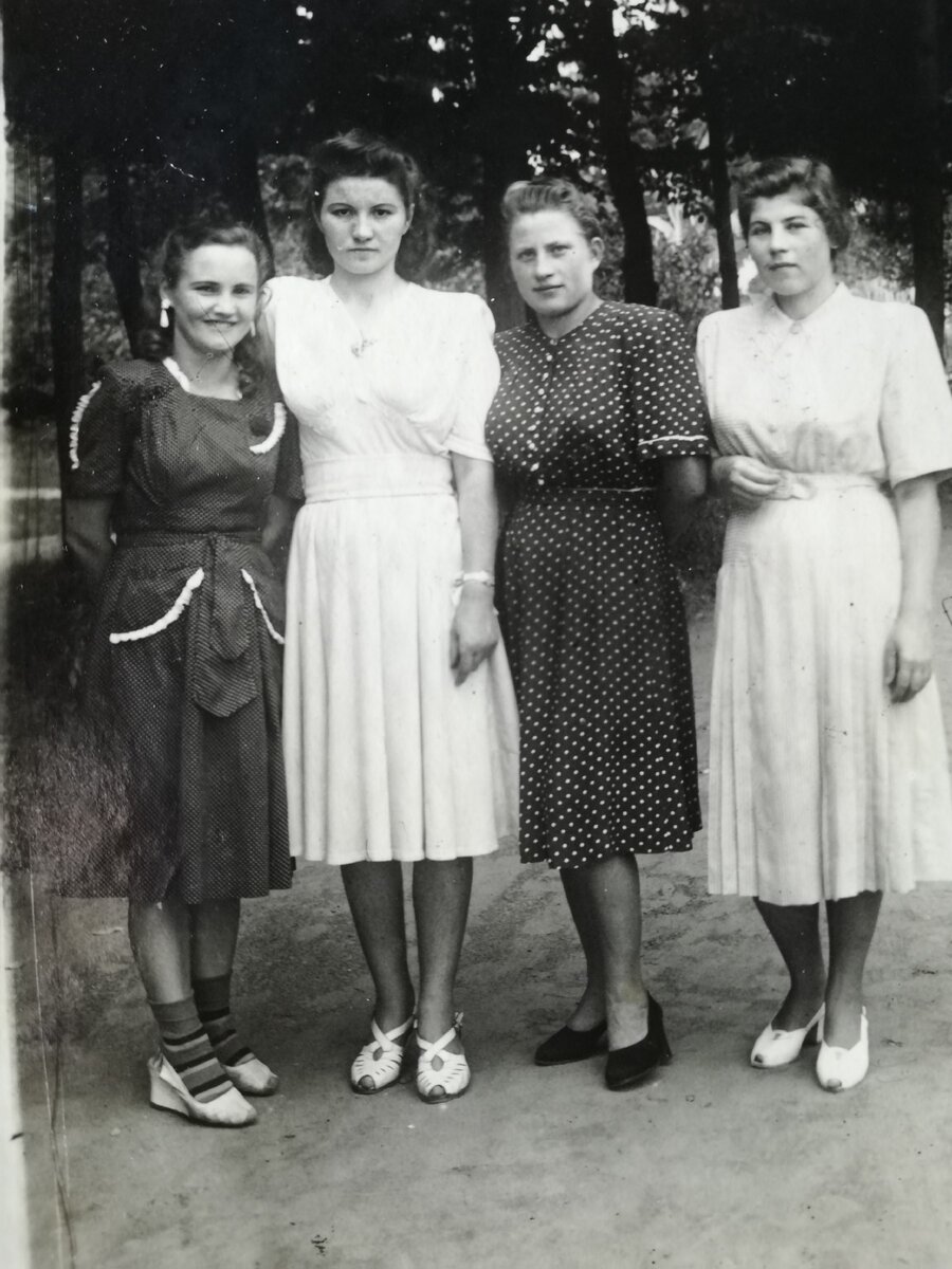 Девушки в СССР после войны, как они одевались и выглядели