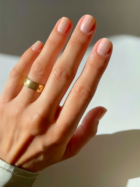 От лаванды до зелени: весенне-летние тренды маникюра От лаванды до зелени: весенне-летние тренды маникюра Красота,hello! рекомендует