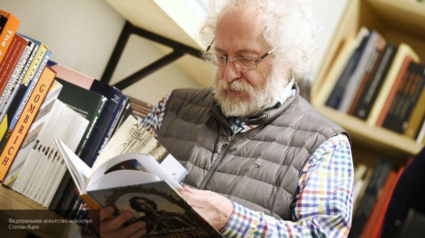 Венедиктов рассказал об ошибке Соболь насчет якобы неучтенной подписи Ширвиндта