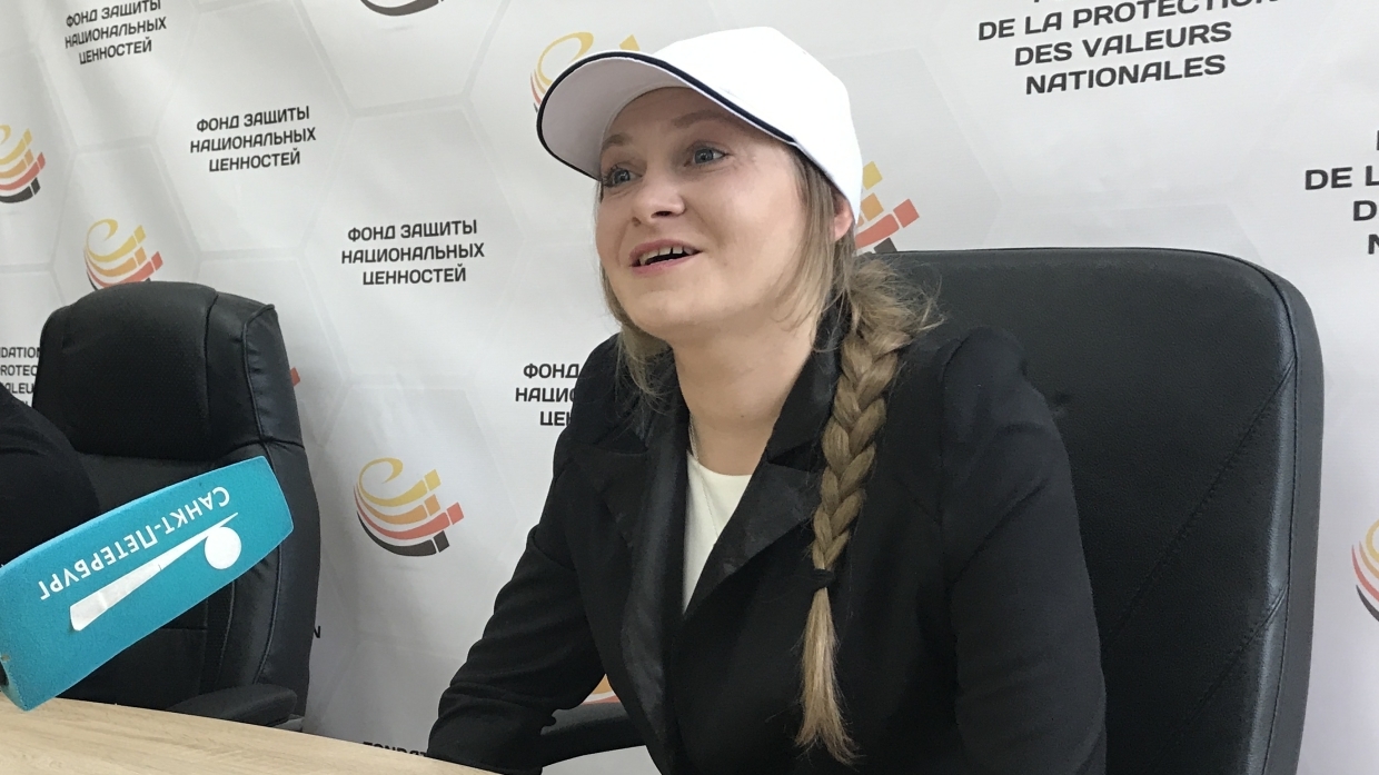 Американцы поддержали россиянку Миру Тэраду, которая рассказала о темной стороне правосудия в США