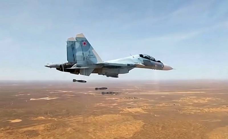 Корабли НАТО в Черном море: российские самолеты отработали учебные бомбовые удары