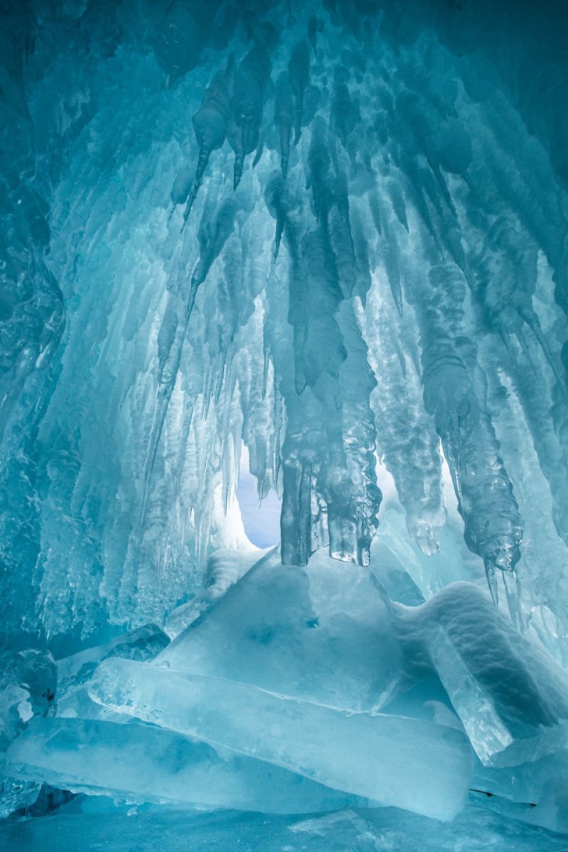 В пещере В пещере Зимняя сказка, байкал, зима, красота, лед, снег, фото, фоторепортаж