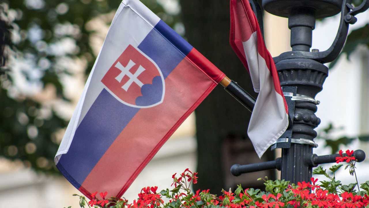 Словакия не намерена присоединяться к нефтяному эмбарго против России