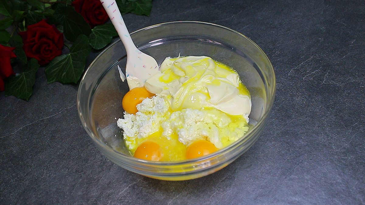 Сегодня я предлагаю вашему вниманию рецепт ну ооочень вкусных сырников в духовке.-2