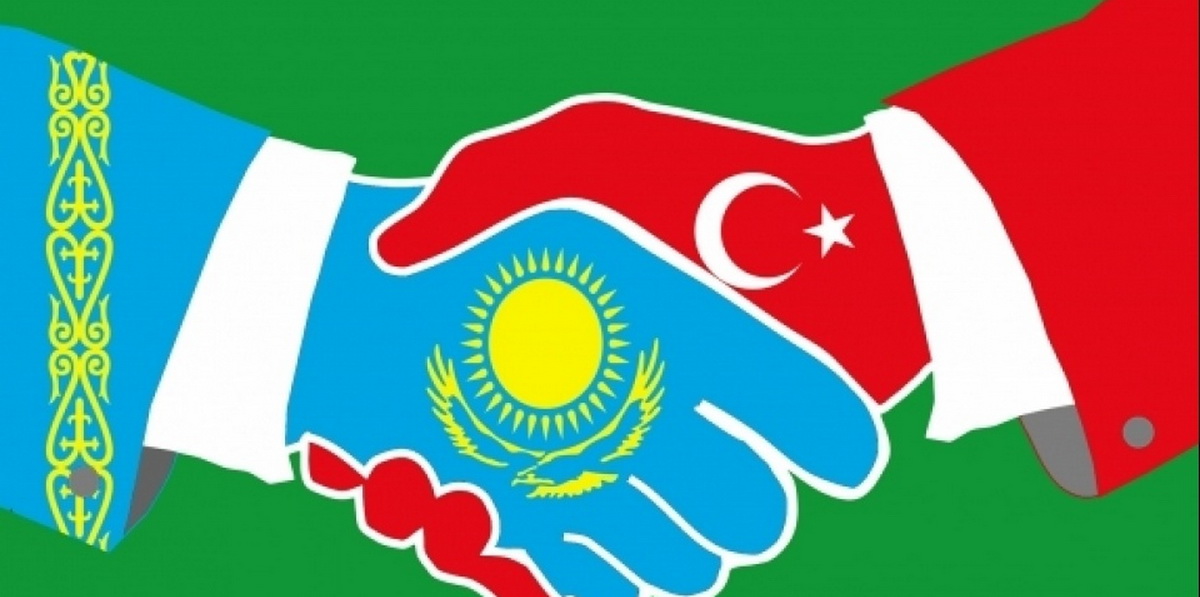 В Казахстане после прошедшего стамбульского саммита, где была провозглашена Организация тюркских государств (ОТГ), не...
