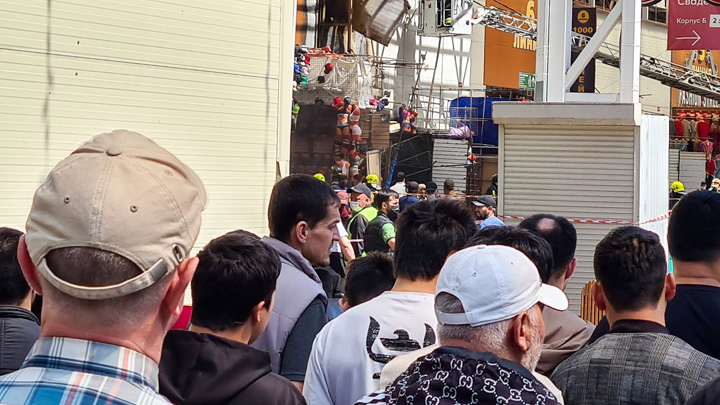 РУССКИЕ КАЮТСЯ И ПРОСЯТ ПОБОЛЬШЕ МИГРАНТОВ: ОТКРОВЕНИЯ МИНИСТРА ВЗОРВАЛИ СОЦСЕТИ г,Москва [1405113],г,Челябинск [1338182],Пермский край [1446971],россия,Челябинская обл,[1351087],Челябинский г,о,[95250634]