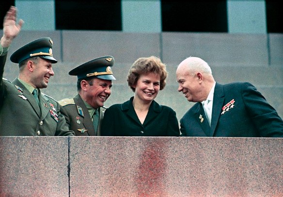 Юрий Гагарин, Павел Попович, Валентина Терешкова и Никита Хрущев. Фото: wikipedia.org
