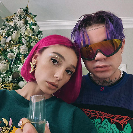 В сети обсуждают вероятное расставание Насти Ивлеевой и Элджея В сети обсуждают вероятное расставание Насти Ивлеевой и Элджея Звездные пары