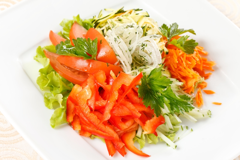 салат из моркови и капусты