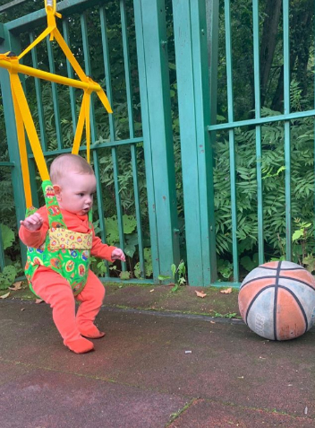 Елена Ильиных поделилась редкими фото их с Сергеем Полуниным сына Мира Дети,Дети знаменитостей