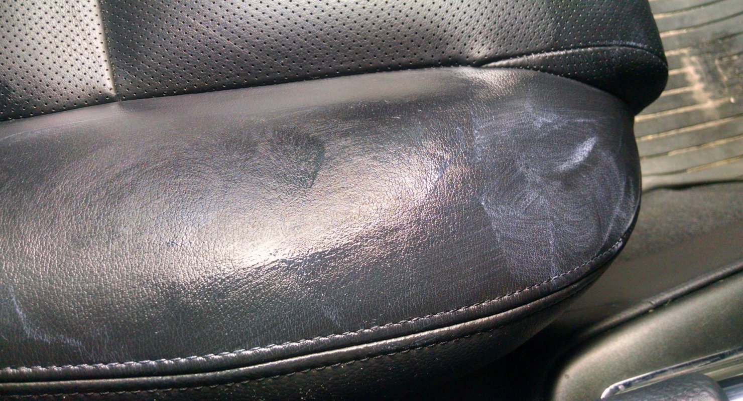 Причины отказаться от покупки автомобиля с кожаным салоном