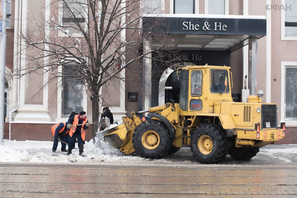Как Донбасс встречал Новый год: репортаж ФАН из Донецка Как Донбасс встречал Новый год: репортаж ФАН из Донецка Весь мир