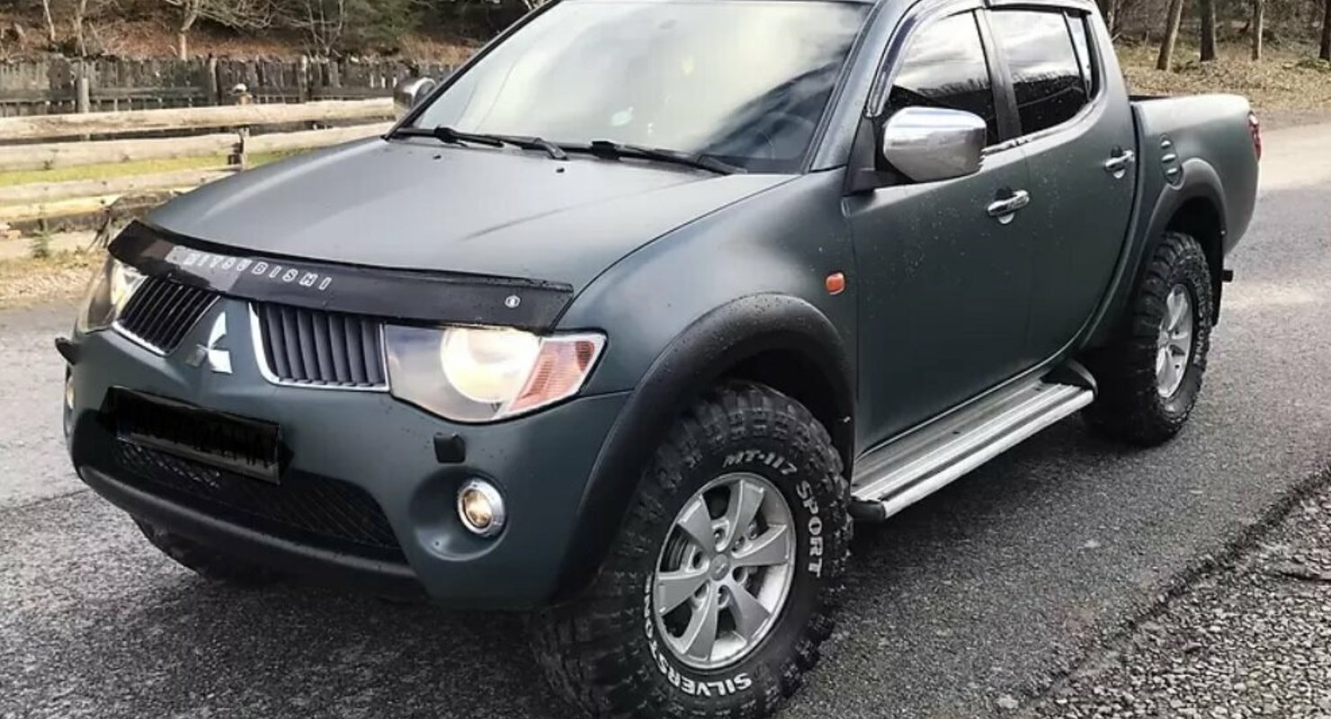 Mitsubishi L200 IV Nissan Patrol Y61: два отличных вездехода до 850 тысяч рублей