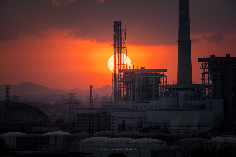 红太阳 by 随然风雨  on 500px.com