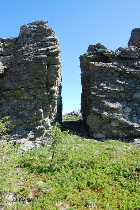 Северный Урал. По стране каменных городов Северный Урал. По стране каменных городов природа