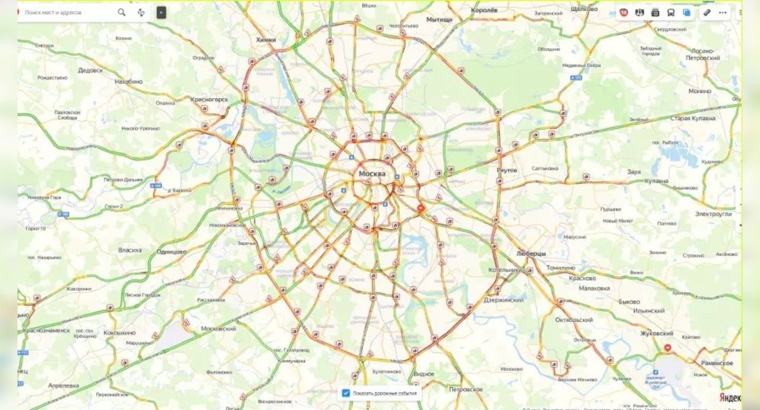 Пешком быстрее: пробки в Москве достигли максимальных баллов