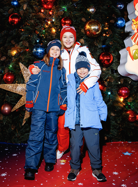 Татьяна Навка, Дмитрий Песков, Филипп Киркоров и другие гости открытия ГУМ-Катка Татьяна Навка, Дмитрий Песков, Филипп Киркоров и другие гости открытия ГУМ-Катка Звезды,Красная дорожка