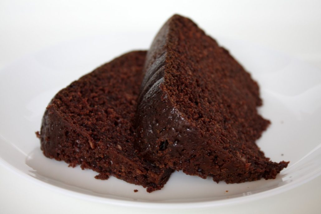 Шоколадный бисквит в мультиварке