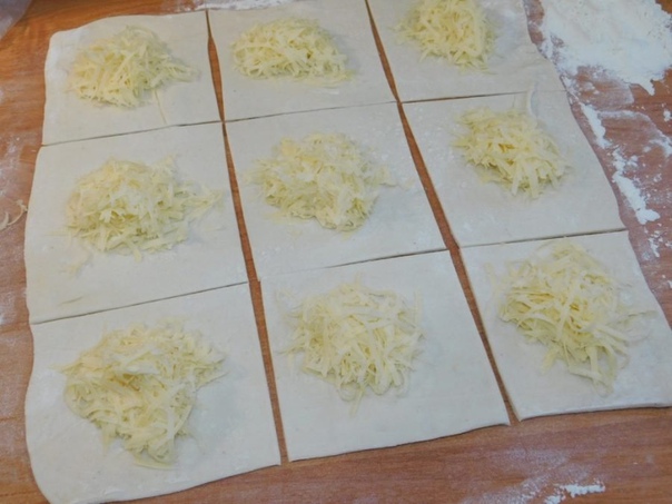 Булочки с сырной начинкой Булочки с сырной начинкой