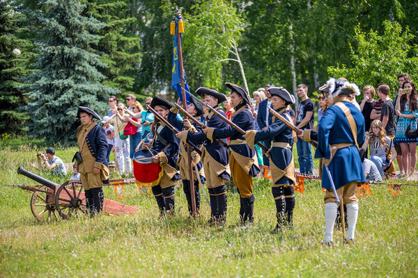 Разбираемся поподробнее. Как родился желто-голубой украинский флаг, или история известного предательства